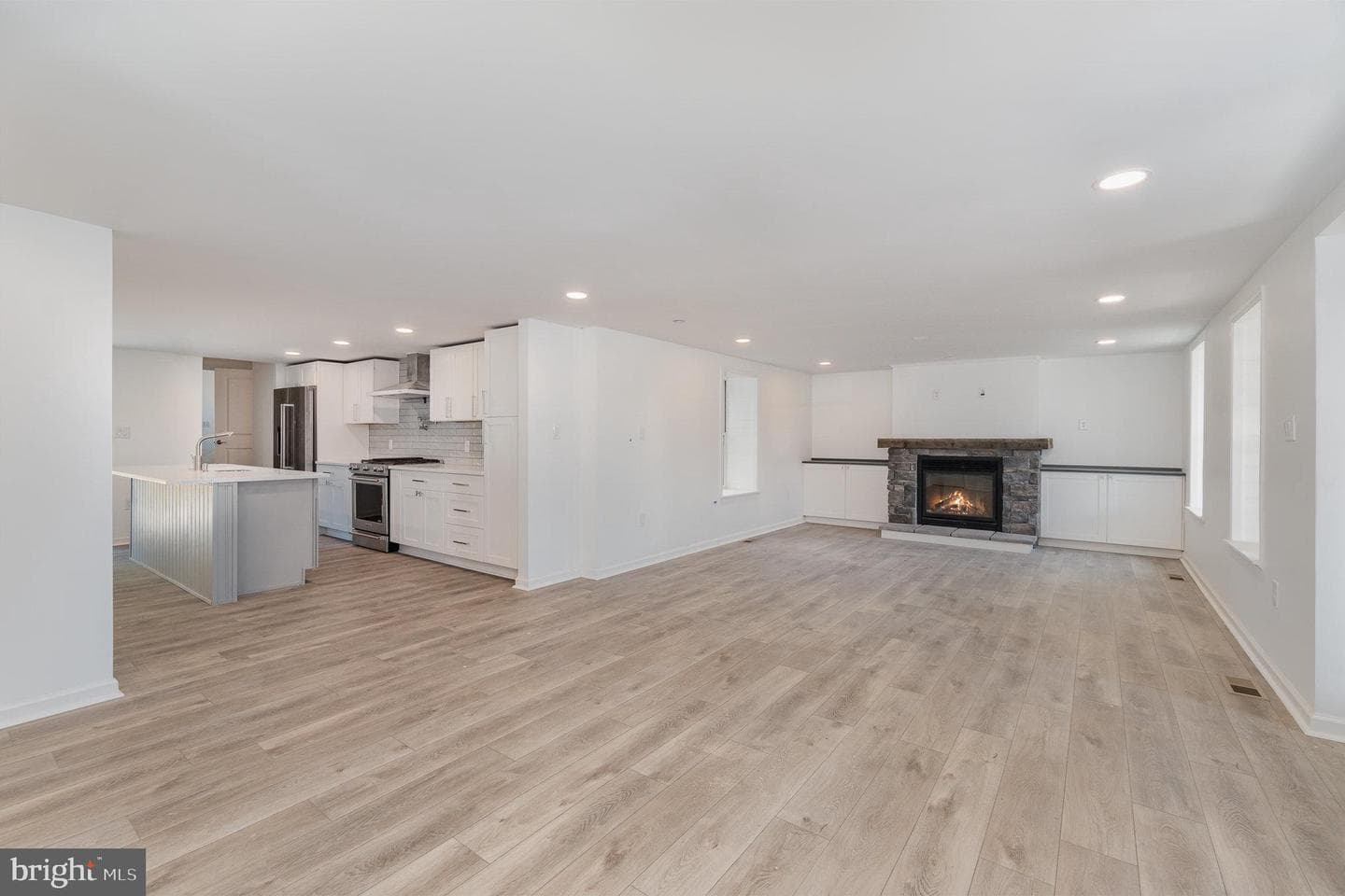 7185 Lincoln Way West photo 6