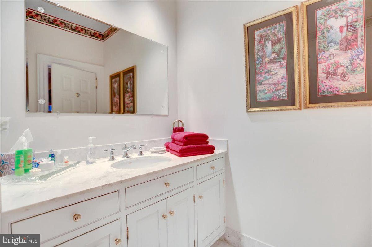 373 Craig Road photo 101