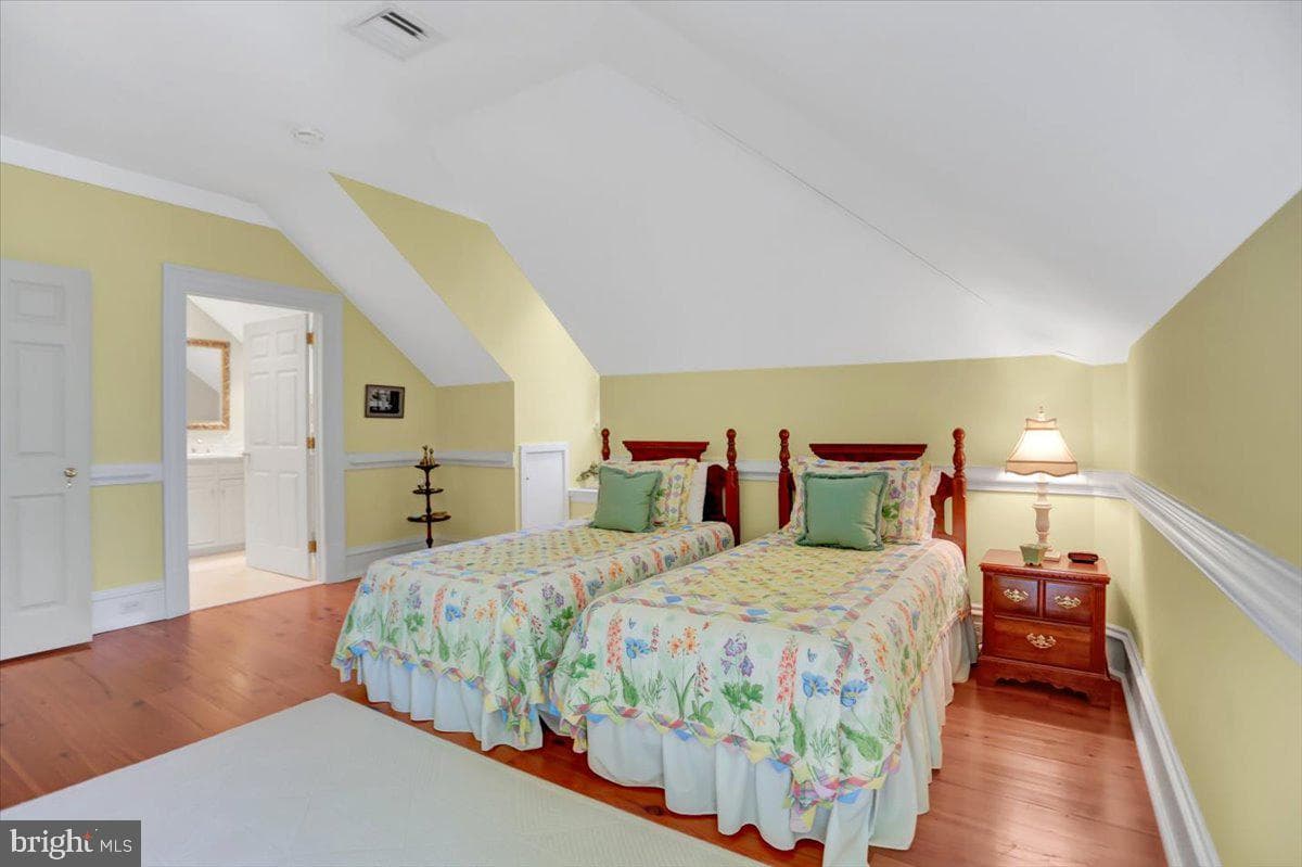 373 Craig Road photo 110