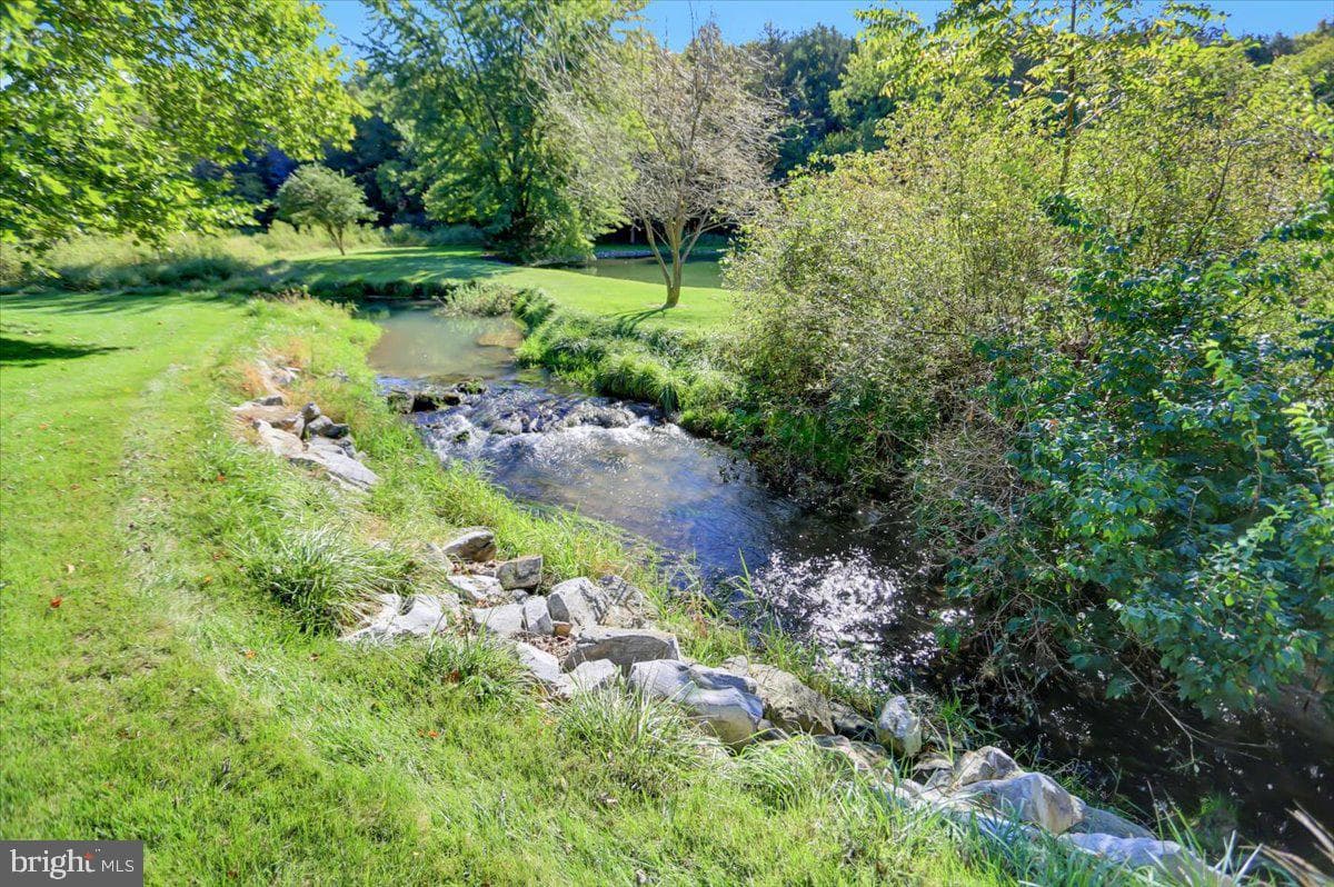 373 Craig Road photo 16
