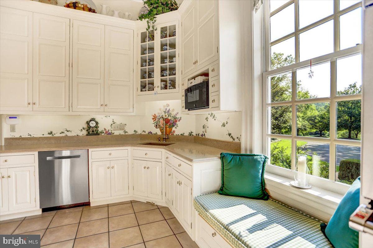 373 Craig Road photo 70