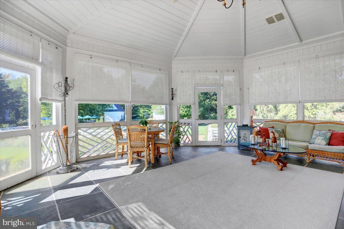 373 Craig Road photo 83