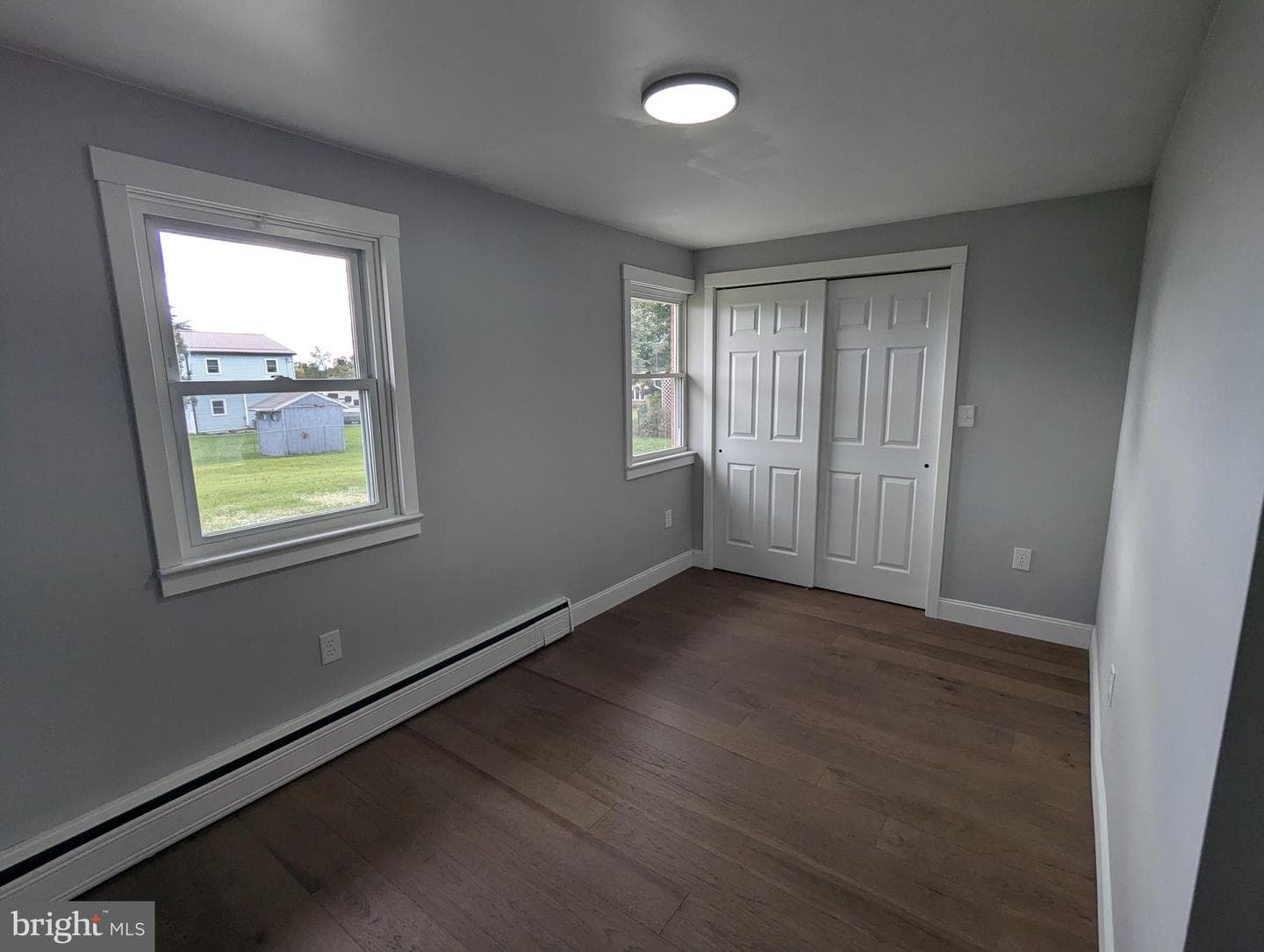 1586 Richard Avenue photo 11