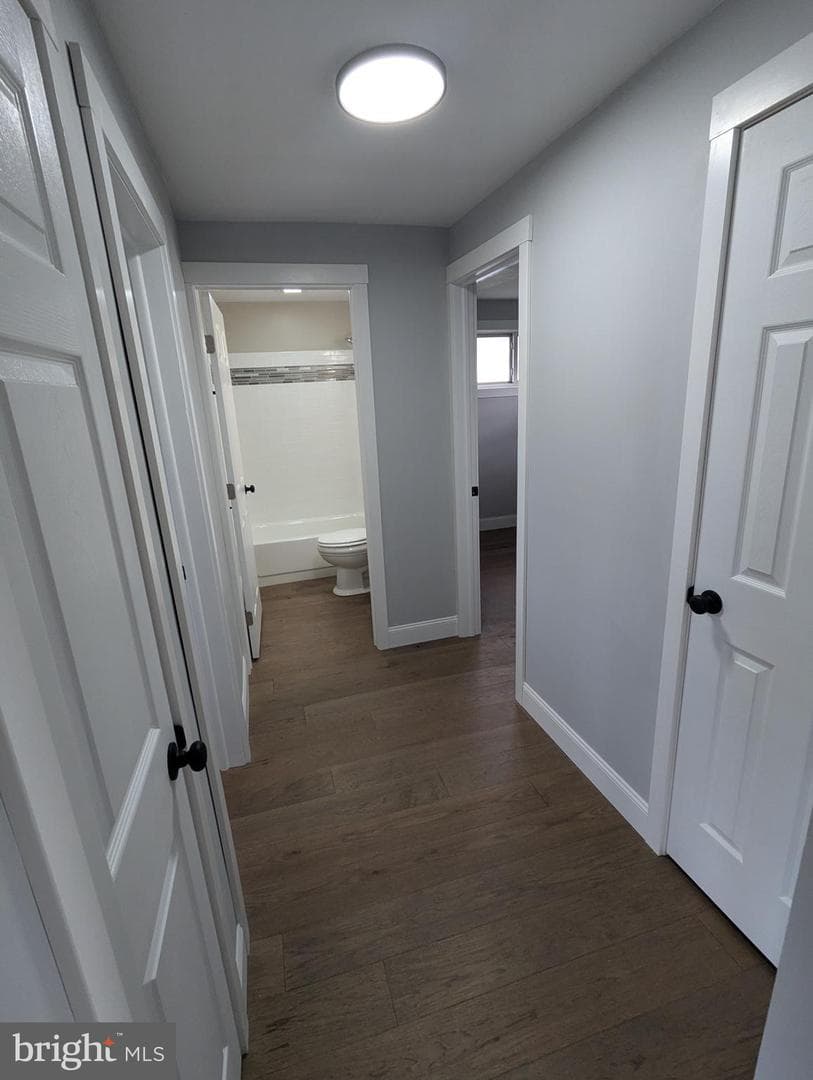1586 Richard Avenue photo 18