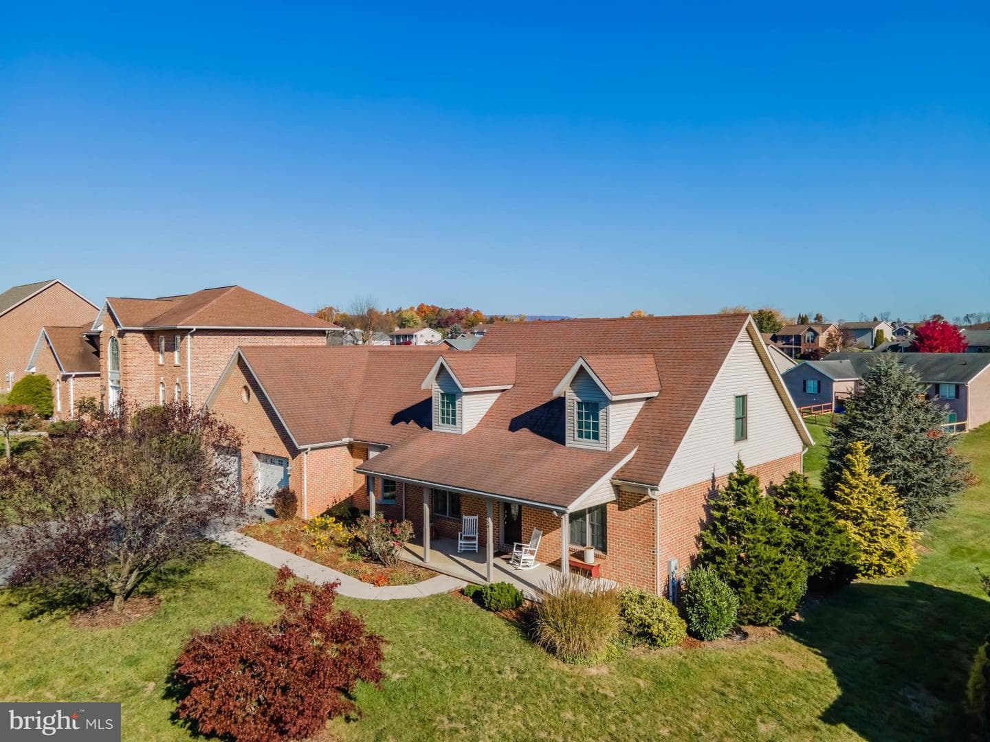150 Topaz Drive photo 2