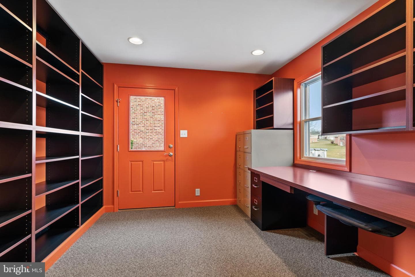 150 Topaz Drive photo 32