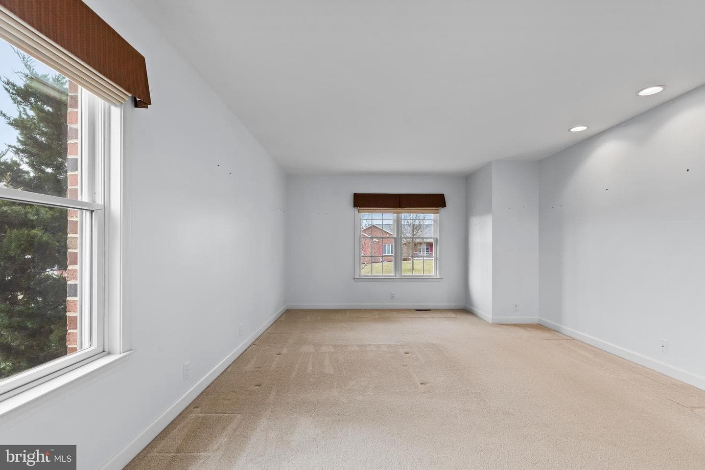 150 Topaz Drive photo 33