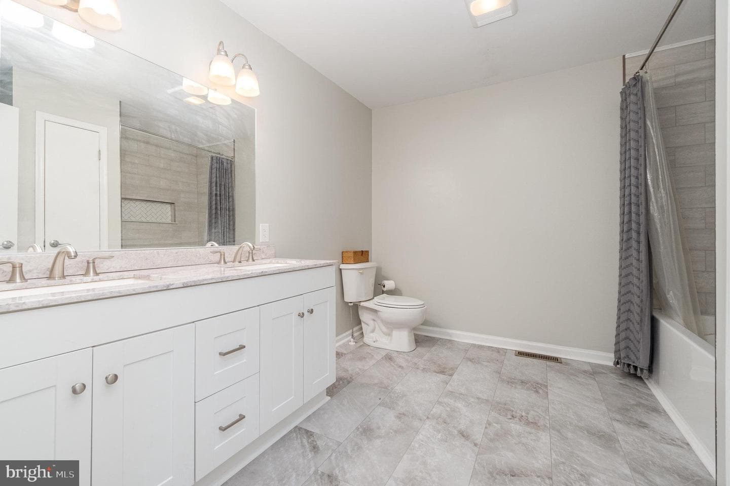 10425 Letzburg Road photo 25