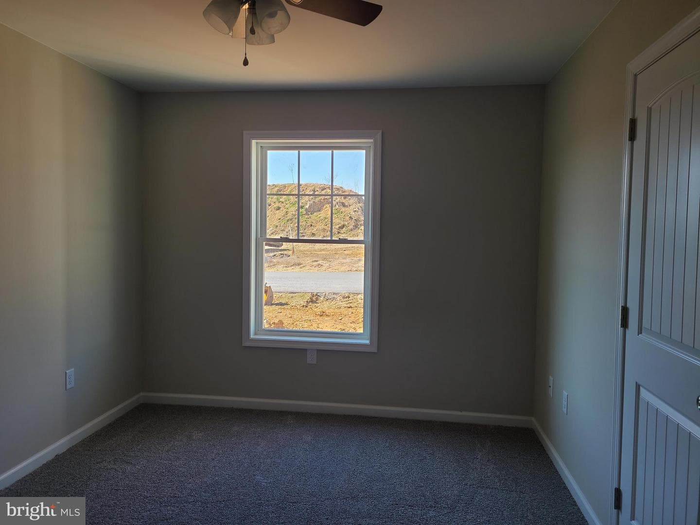 251 Grove Drive photo 9