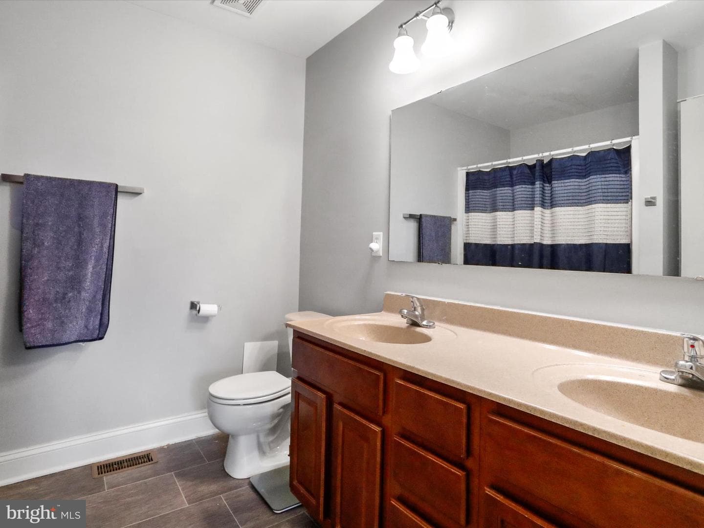 1254 Emilys Court photo 19