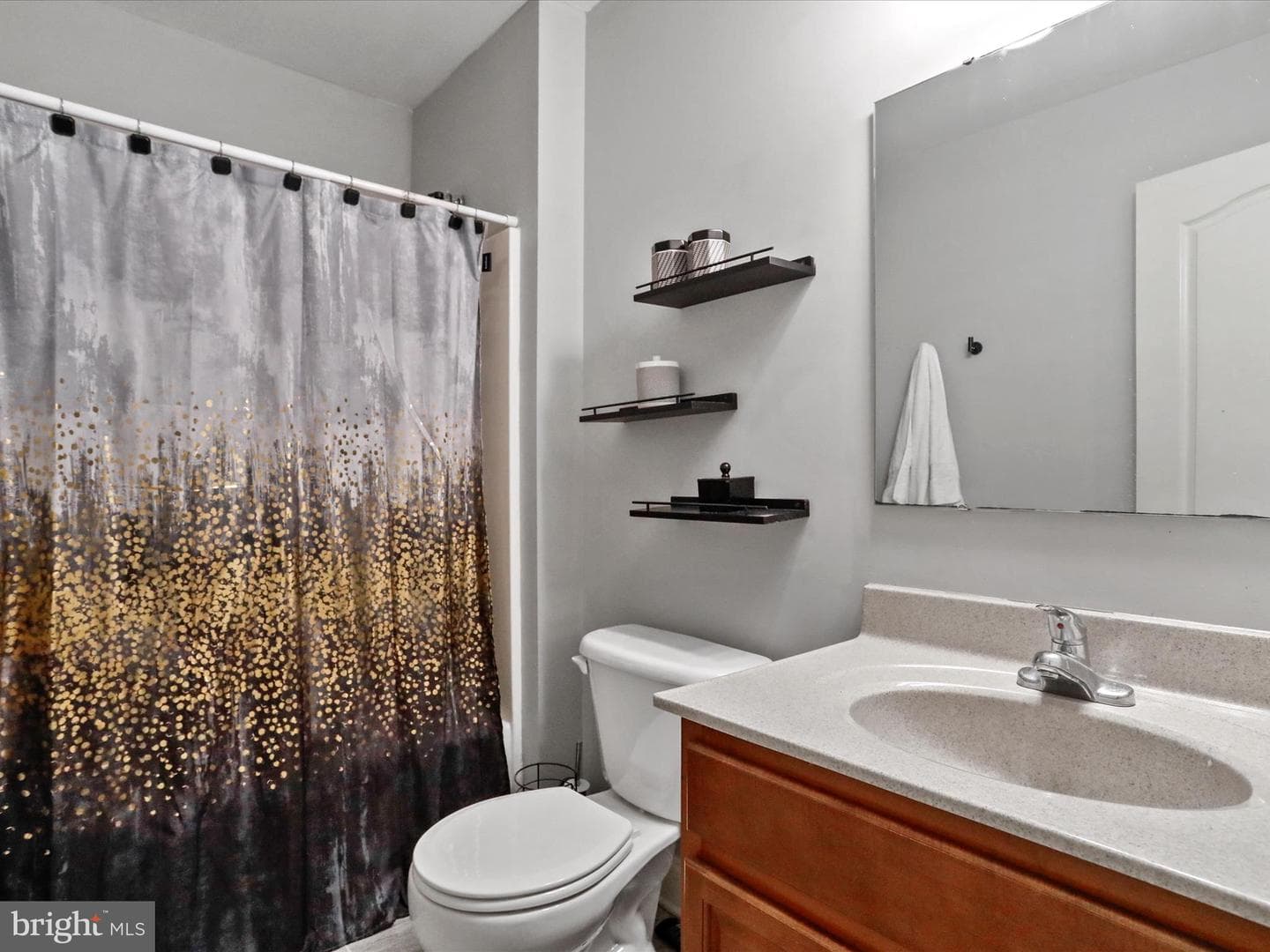 1254 Emilys Court photo 23