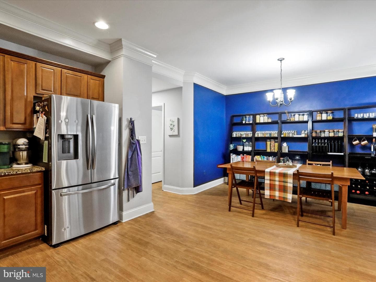 1254 Emilys Court photo 8