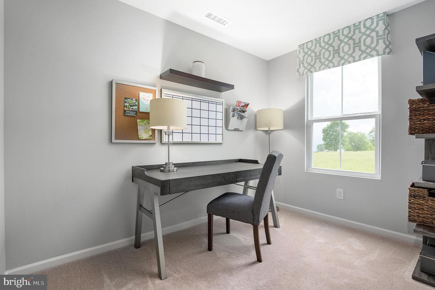293 Diopside Drive photo 12
