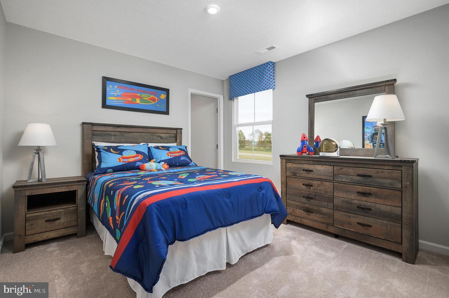 293 Diopside Drive photo 18
