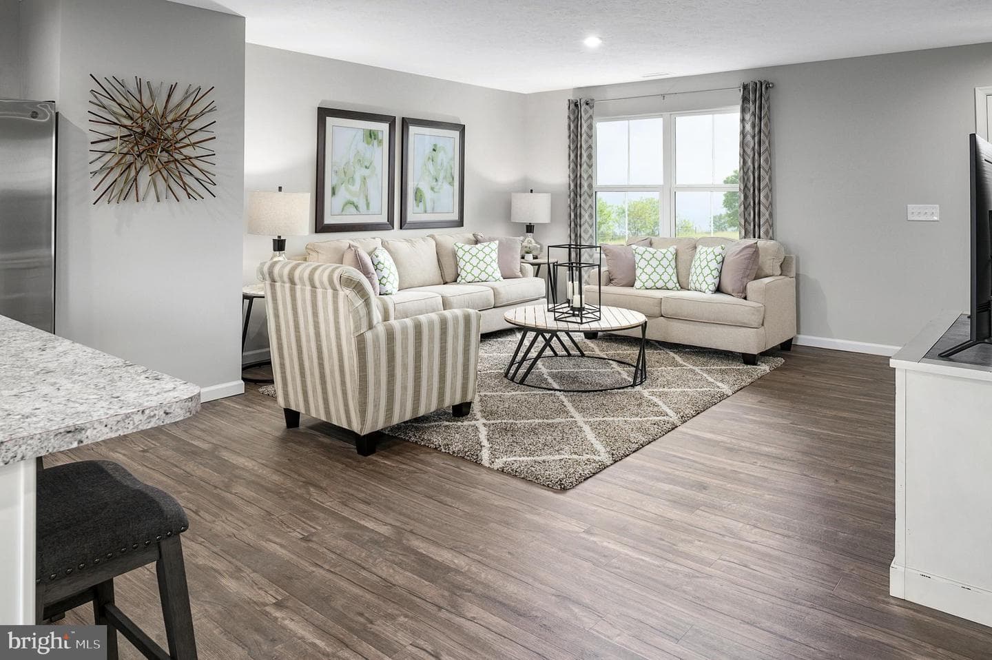 293 Diopside Drive photo 4