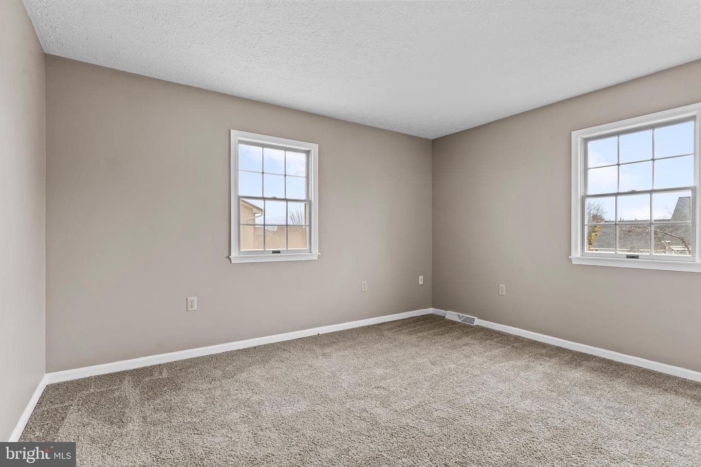 3534 Turnberry Drive photo 22