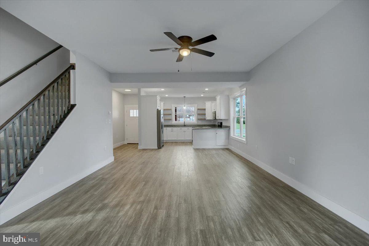 109 Baker And Russell photo 10