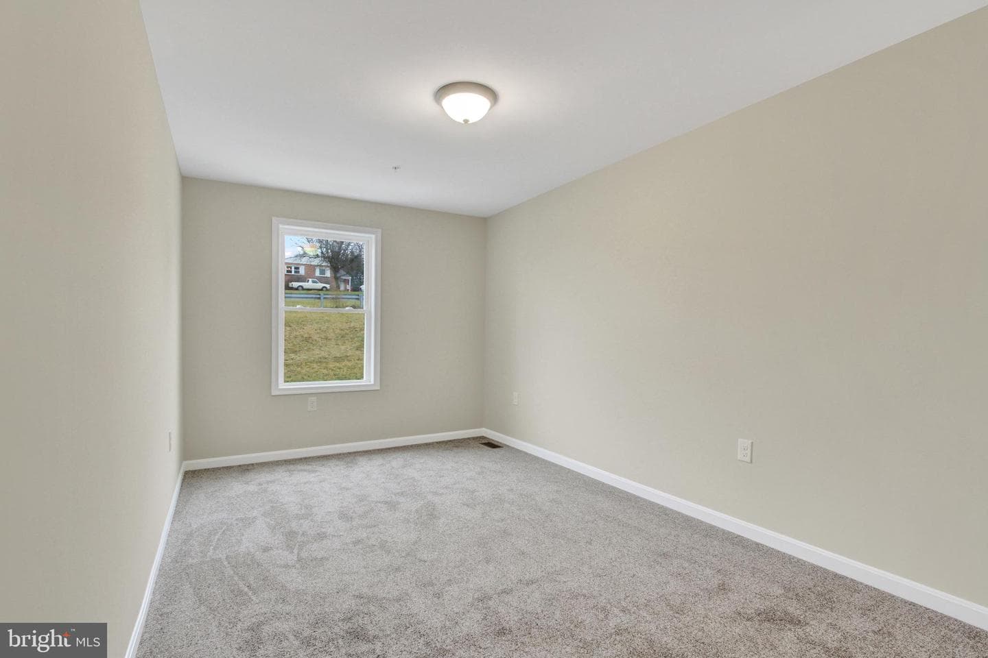 8844 Hillside Way photo 16