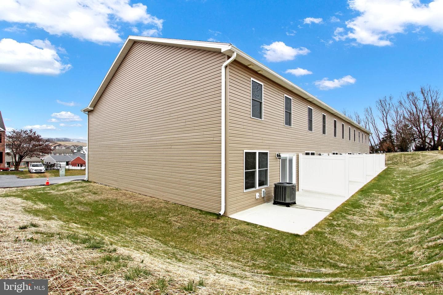 8844 Hillside Way photo 21