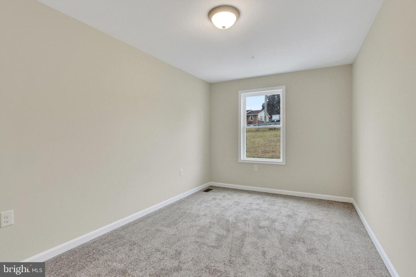 8860 Hillside Way photo 17