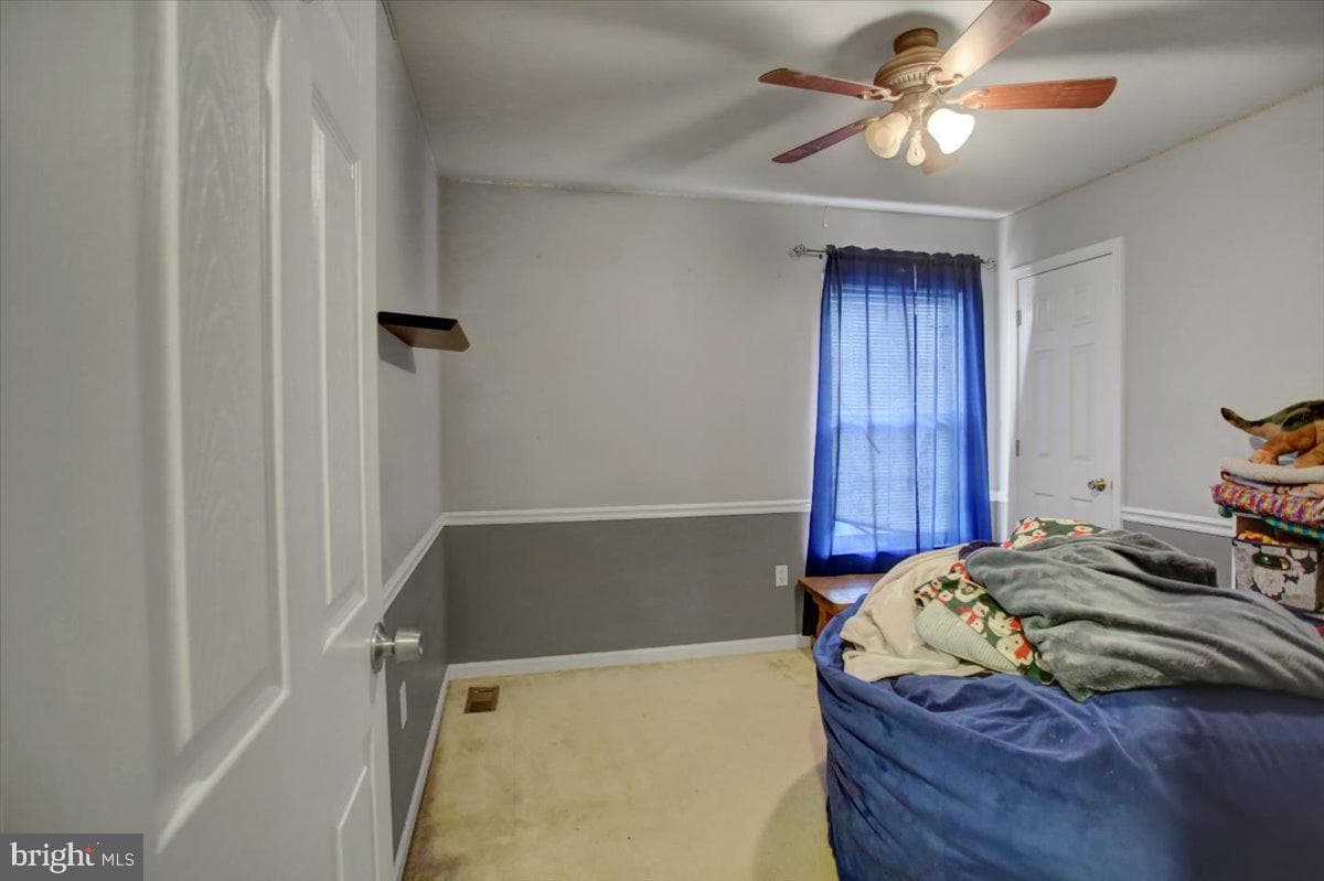 2850 Galaxy Dr. photo 25