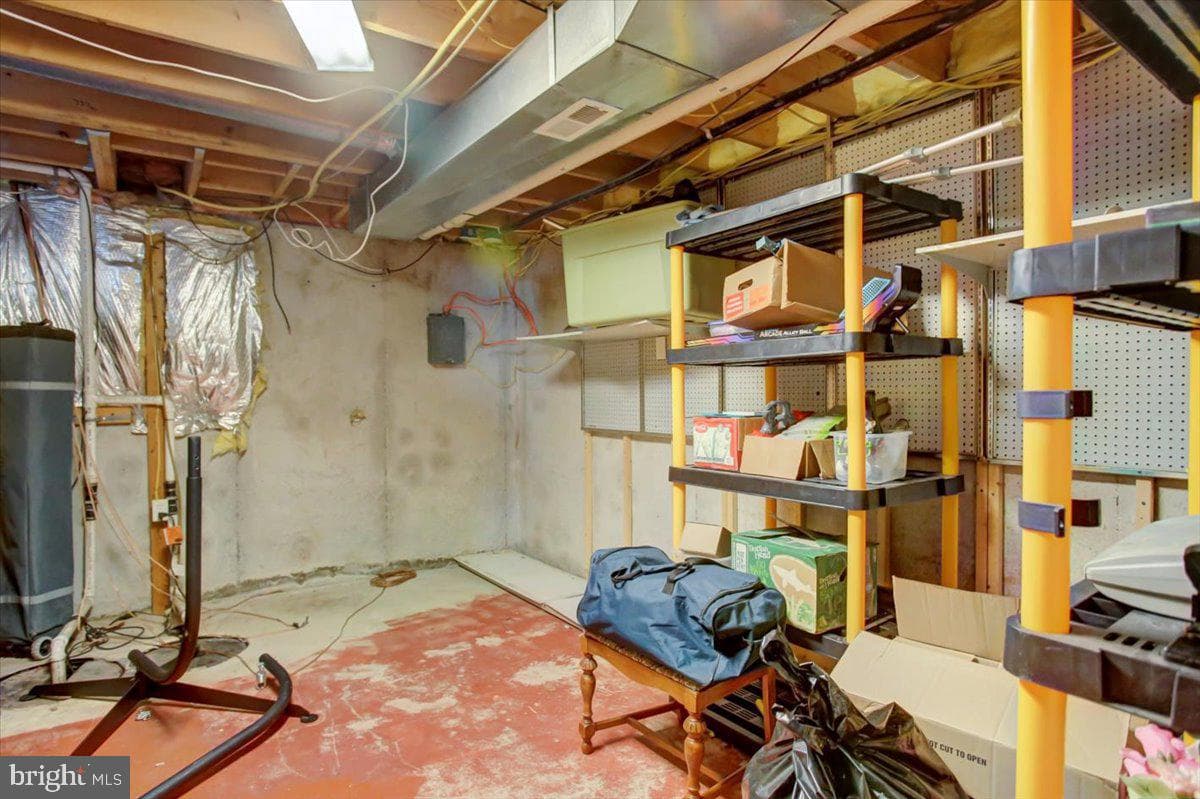 2850 Galaxy Dr. photo 39