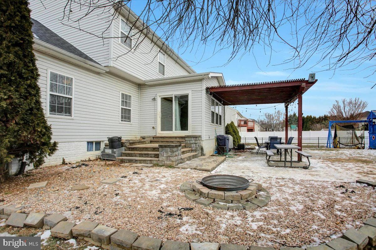 2850 Galaxy Dr. photo 47