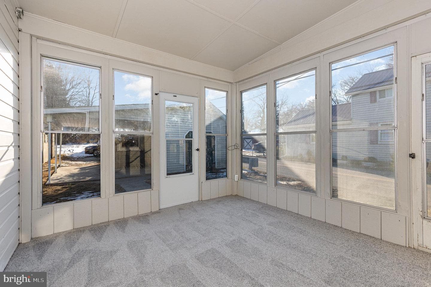 180 W Main Street photo 5