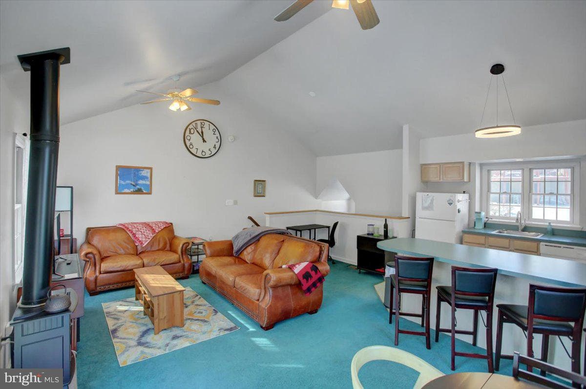 14072 Maple Way photo 10
