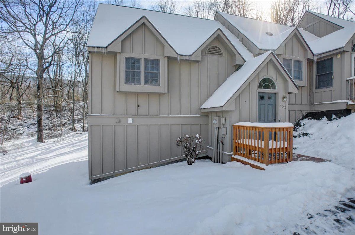 14072 Maple Way photo 2
