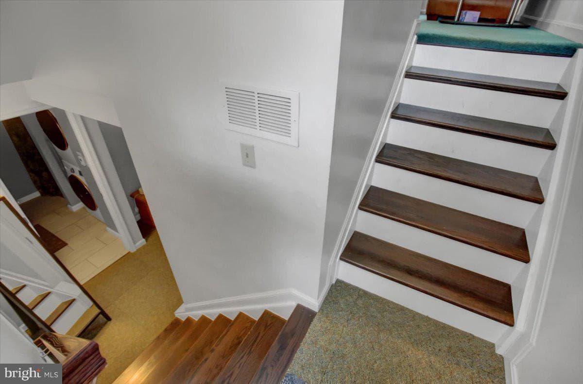 14072 Maple Way photo 5