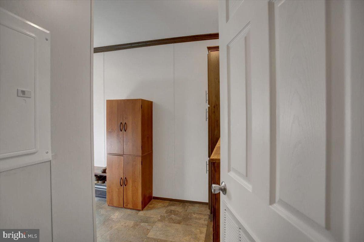 5614 Classic Court photo 26