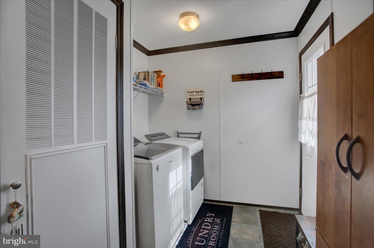 5614 Classic Court photo 27