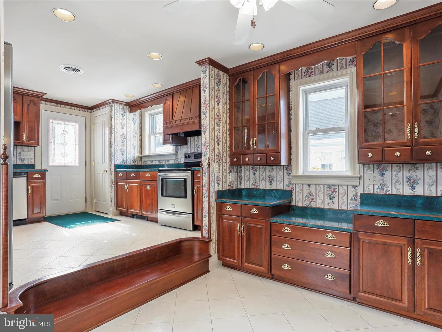 13378 Imperial Avenue photo 10