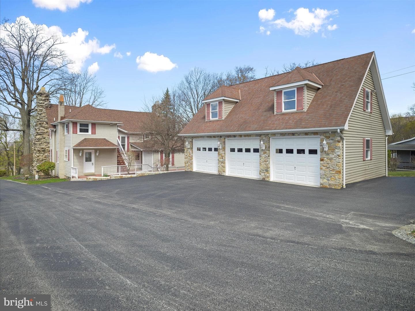 13378 Imperial Avenue photo 3
