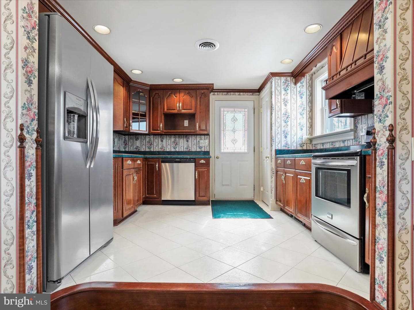 13378 Imperial Avenue photo 8