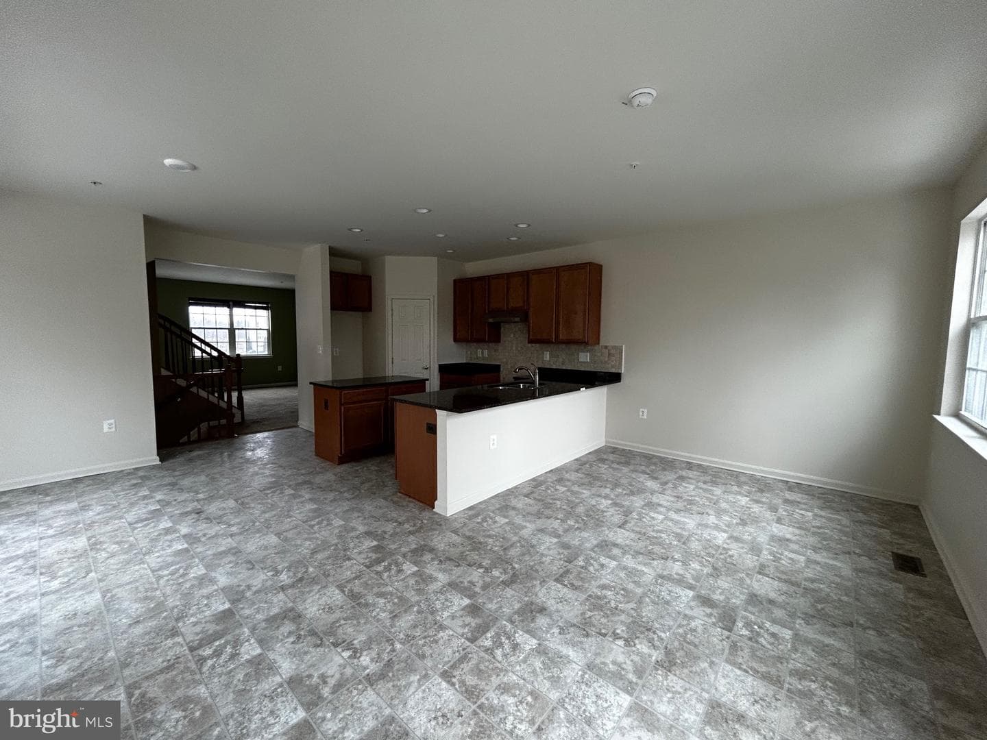 3351 Landmark Court photo 5