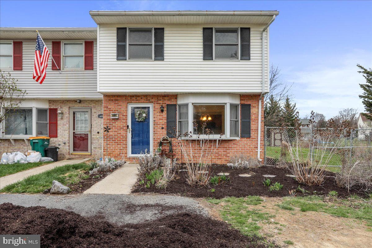 14891 Robinhood Circle photo 1