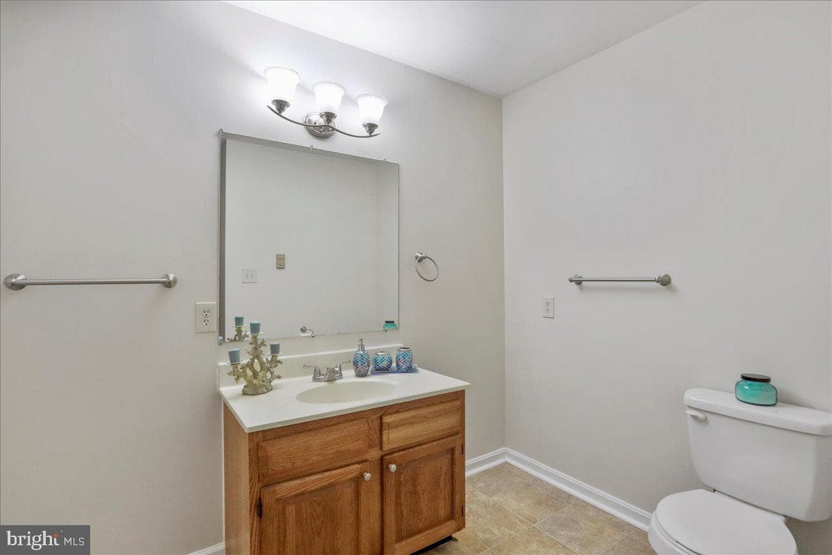 14891 Robinhood Circle photo 18