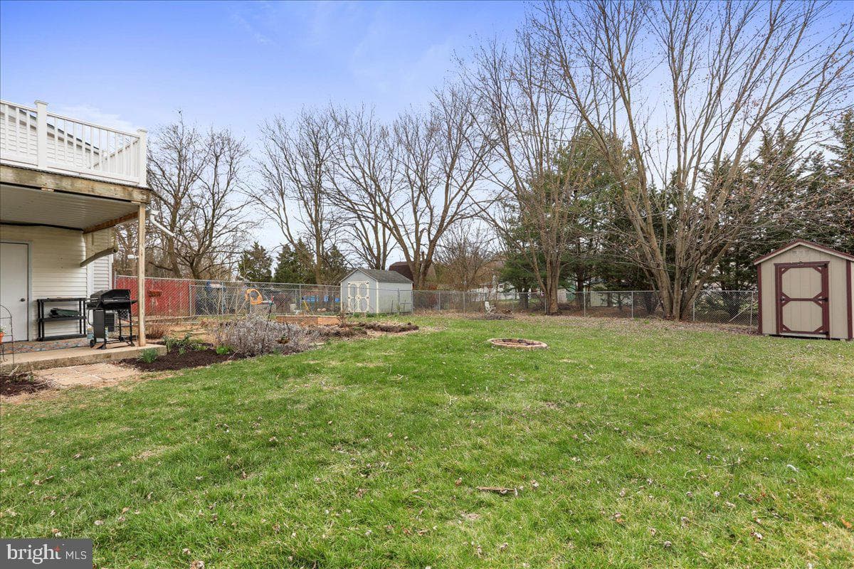 14891 Robinhood Circle photo 28