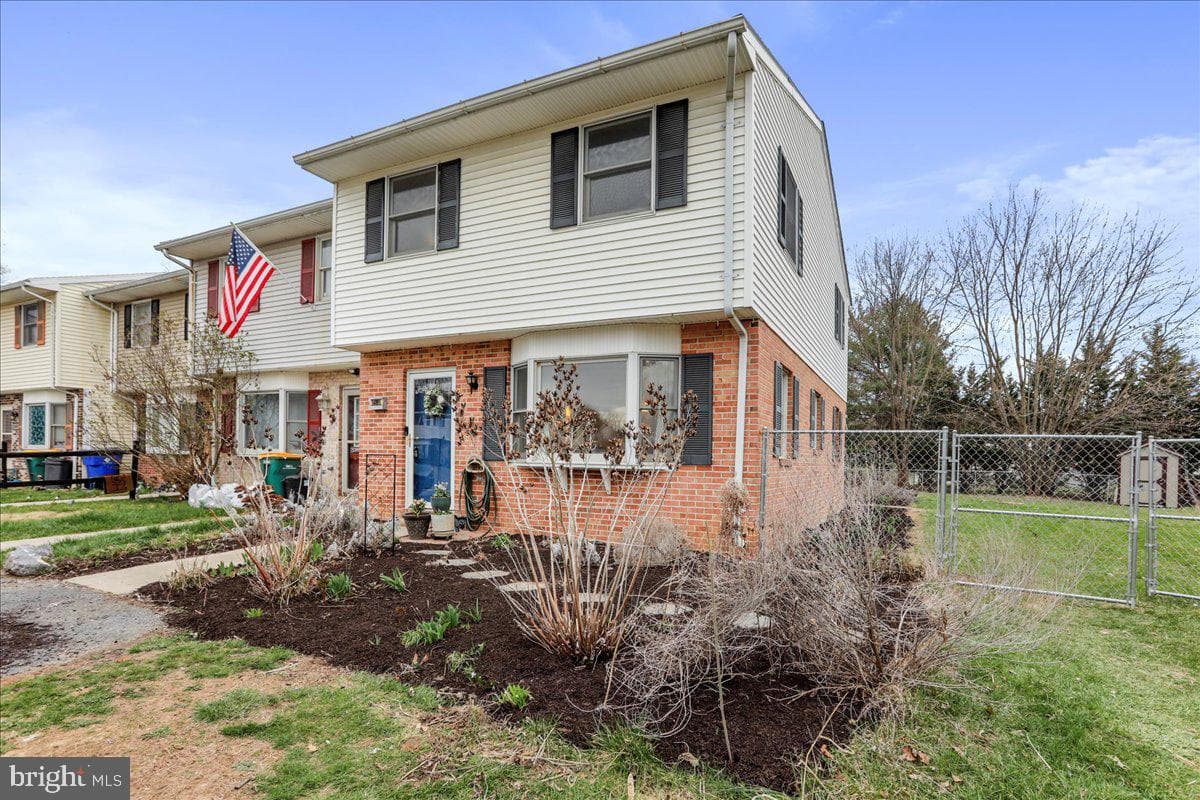 14891 Robinhood Circle photo 29