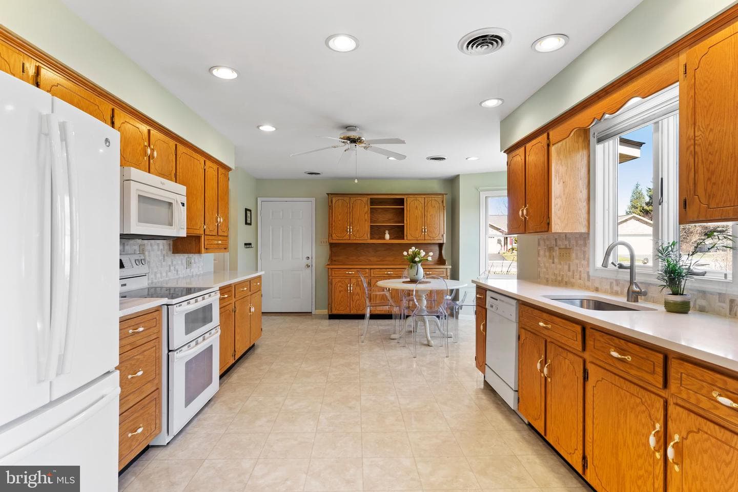 332 Phoenix Drive photo 19