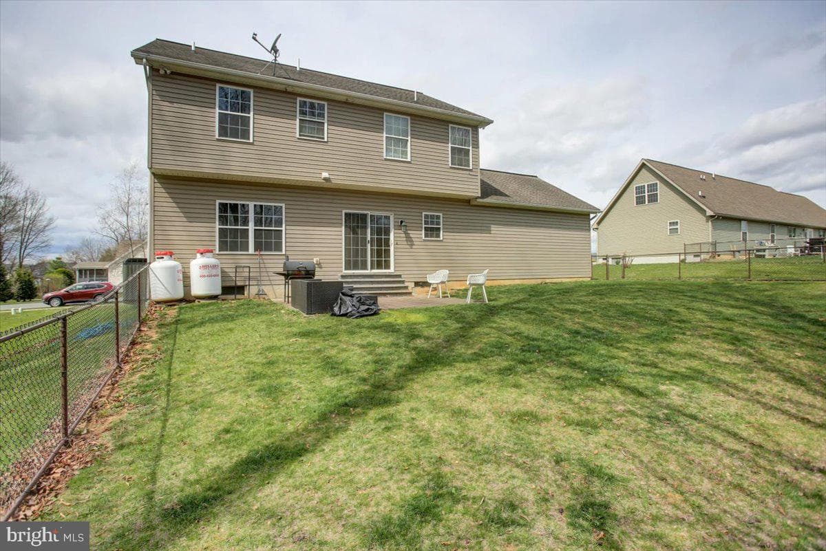 350 Hykes Road East S photo 31