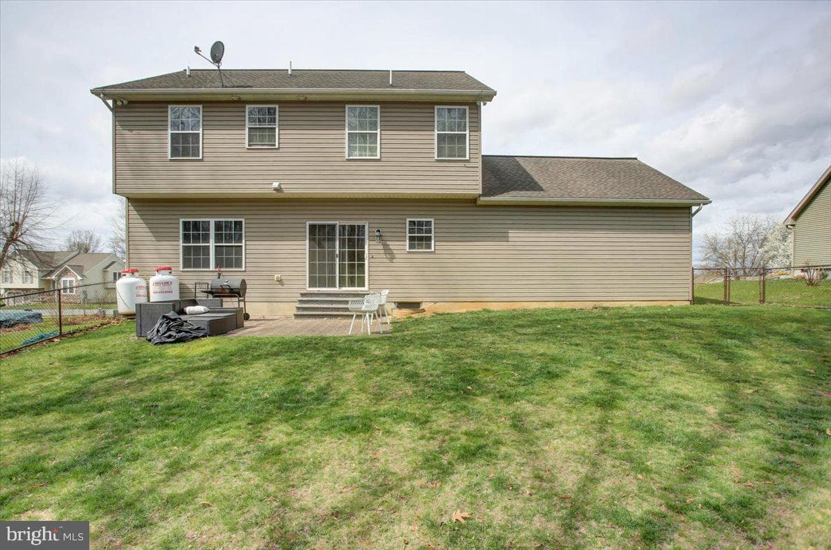 350 Hykes Road East S photo 32