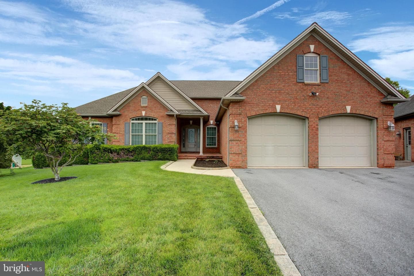 344 Moss Spring Avenue photo 10
