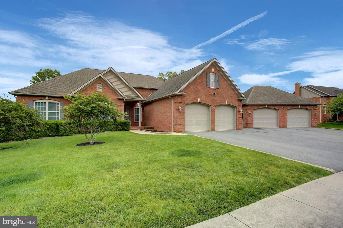 344 Moss Spring Avenue photo 13