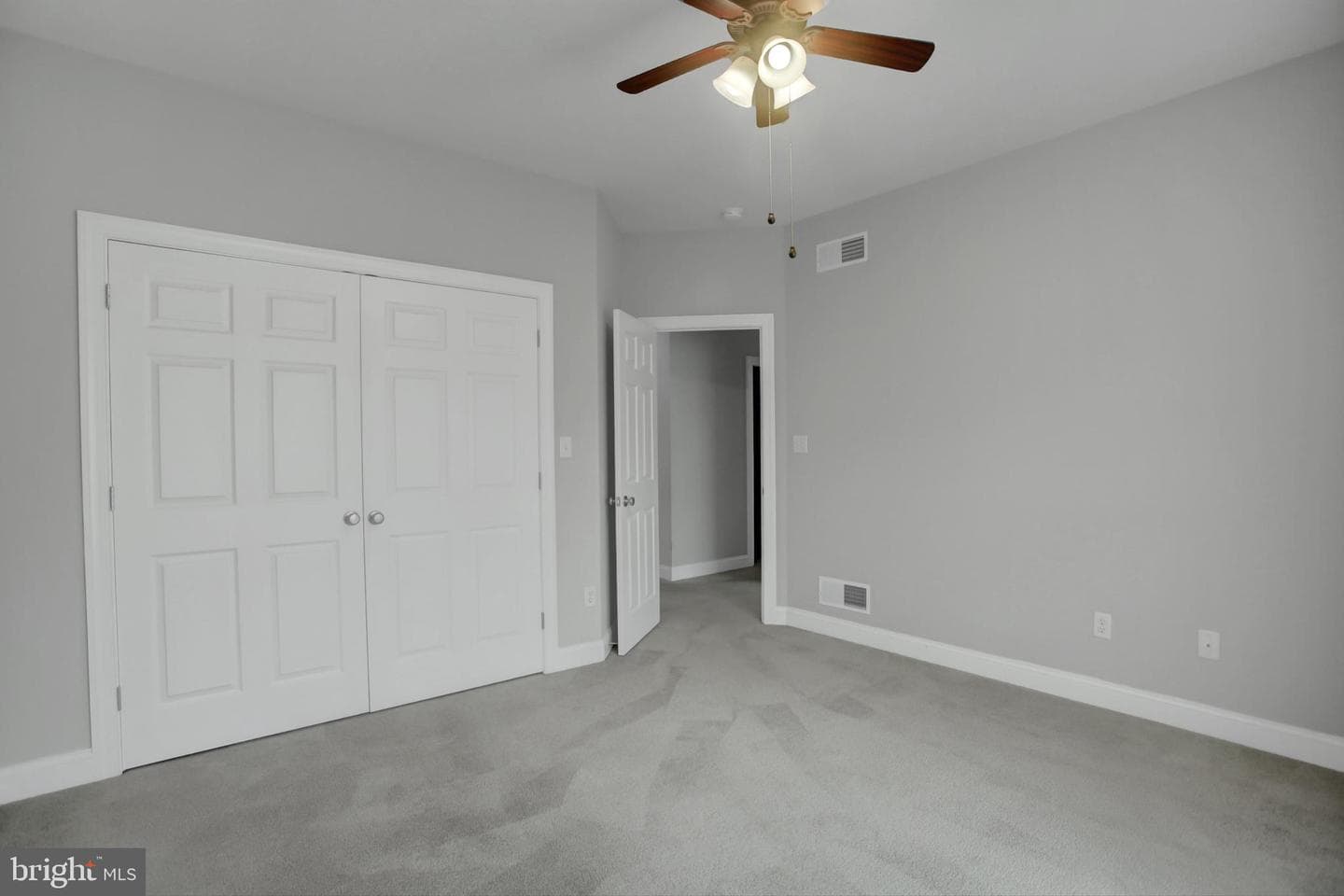 344 Moss Spring Avenue photo 34