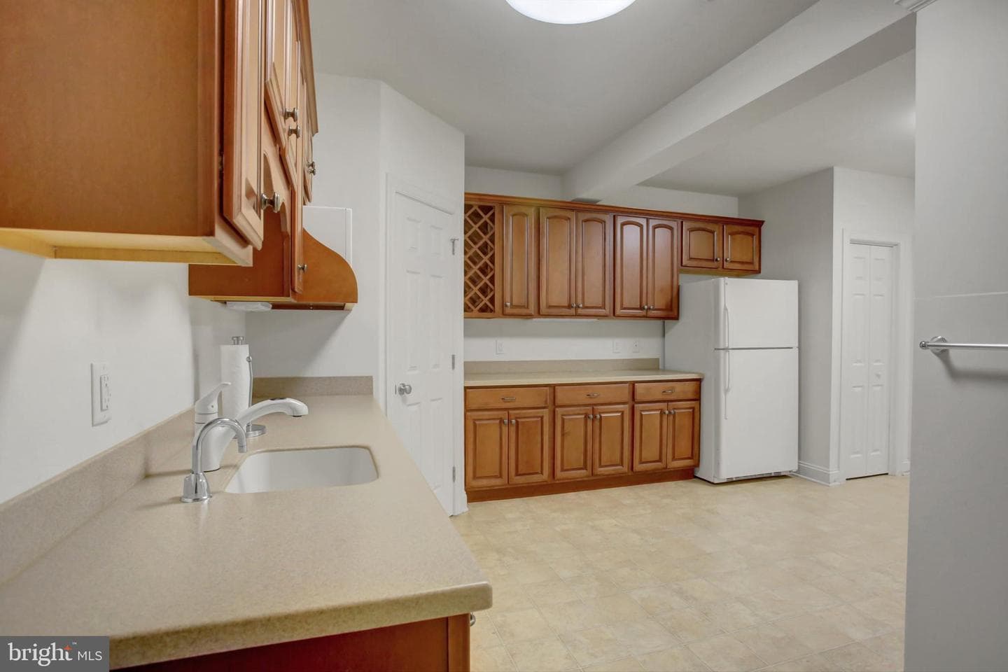 344 Moss Spring Avenue photo 59