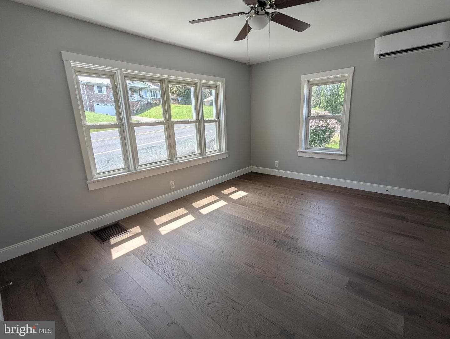 8531 Tomstown Road photo 11