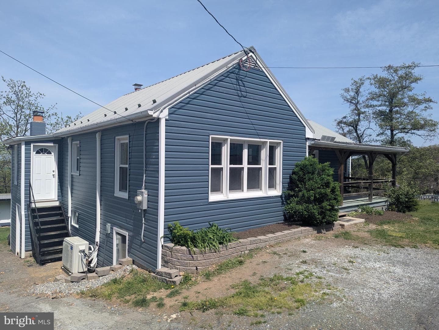 8531 Tomstown Road photo 5